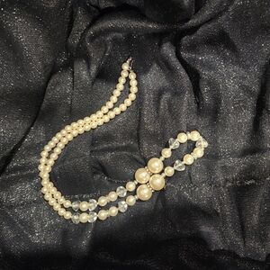 Elegant Pearl Necklace